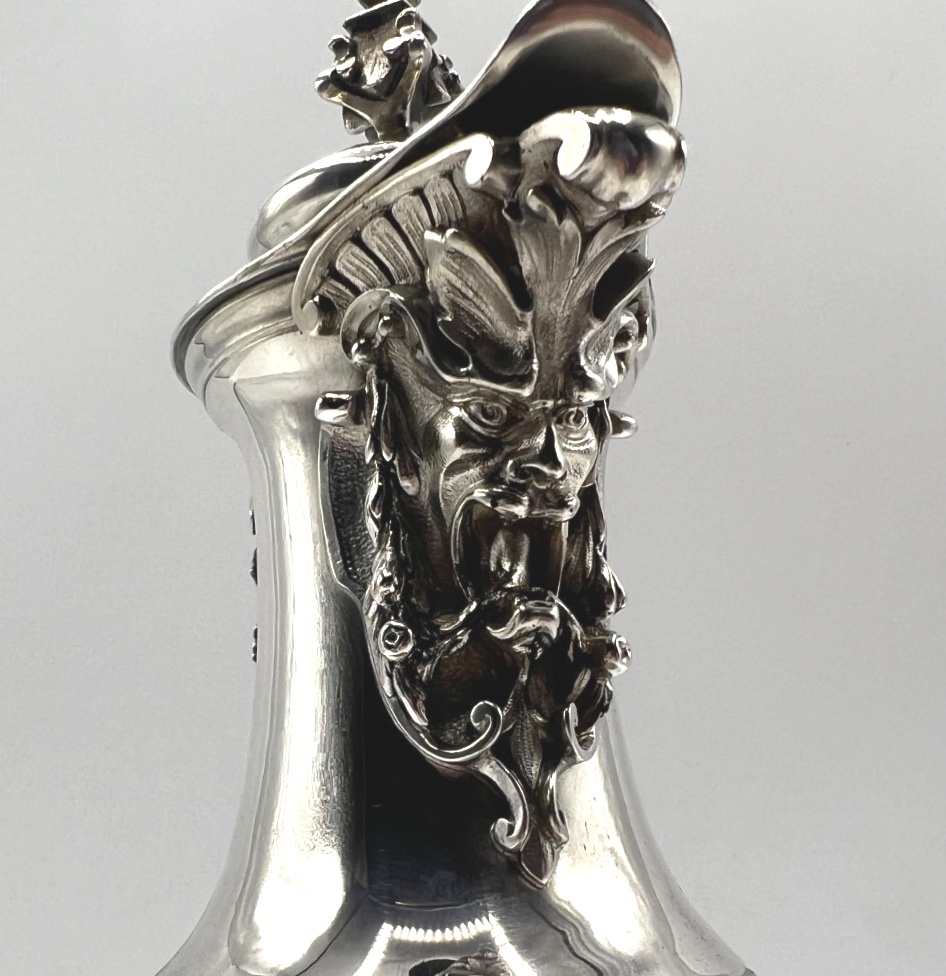 Verseuse en argent massif décor de mascarons époque 19ème-photo-1