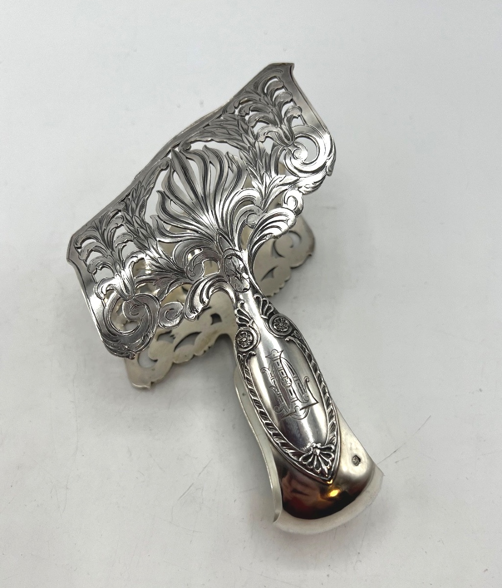 Pince à asperges en argent massif par Hénin