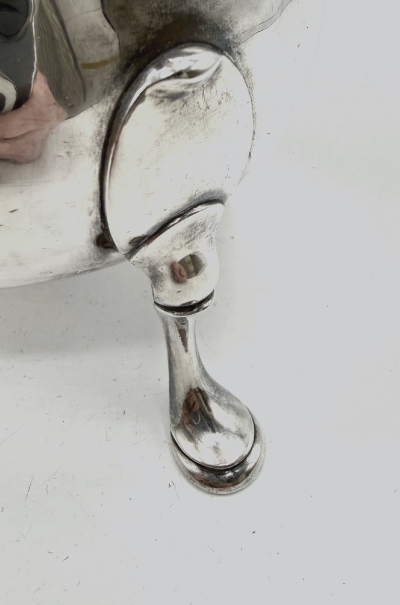 Chocolatière tripode en argent massif, Montpellier, 1731-1734-photo-4