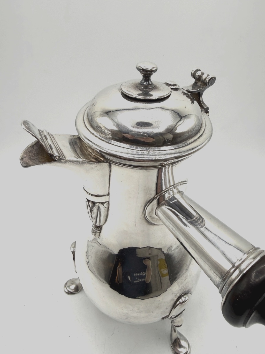 Chocolatière tripode en argent massif, Montpellier, 1731-1734-photo-3