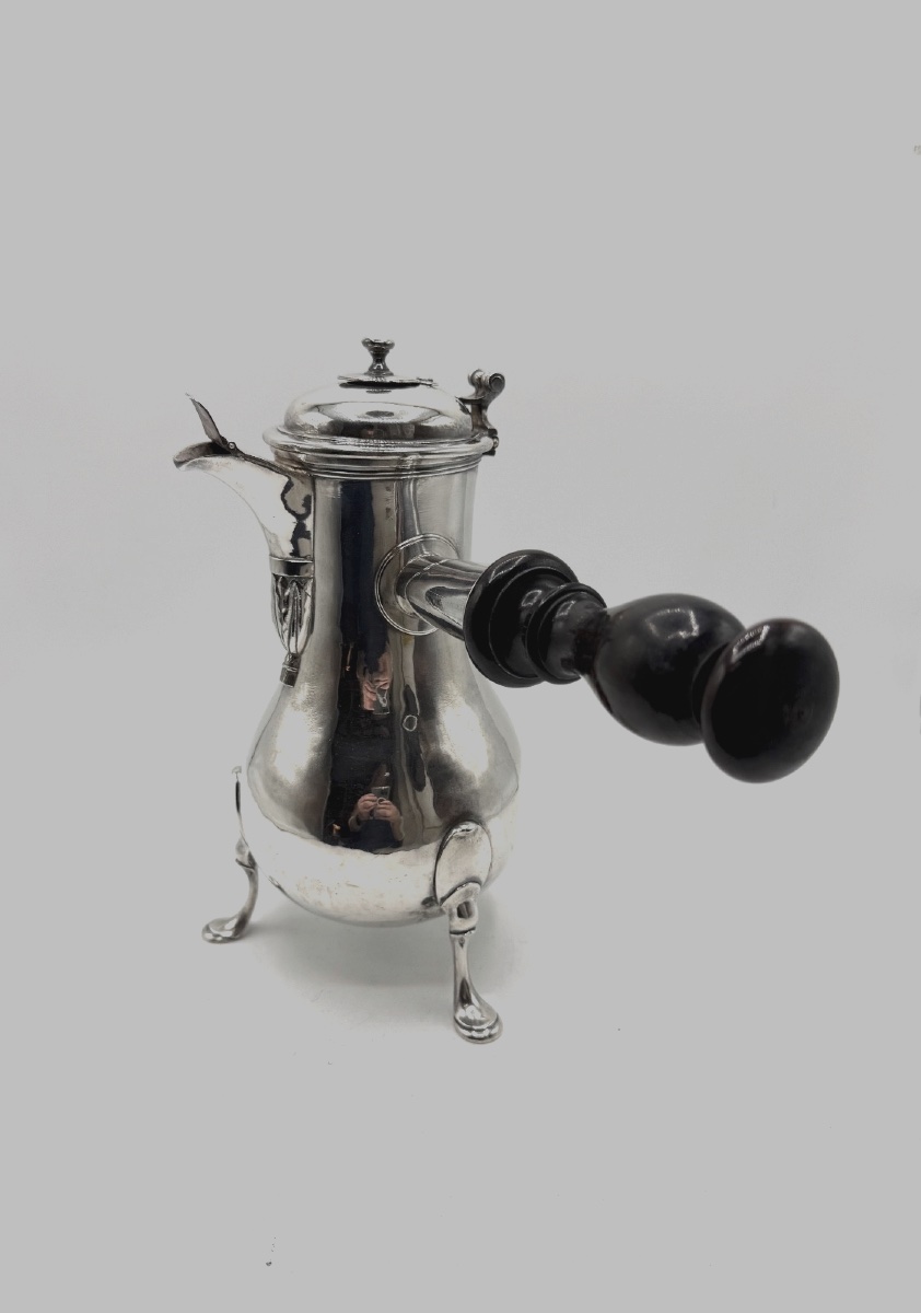 Chocolatière tripode en argent massif, Montpellier, 1731-1734-photo-8