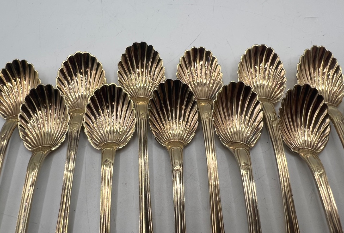 Set Of 12 Silver-gilt Salt Scoops-photo-2