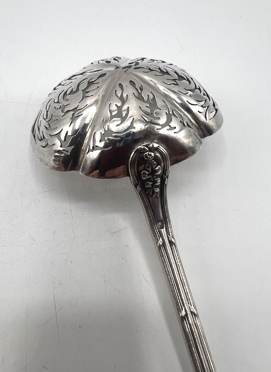 Saupoudreuse ou cuillère à sucre en argent massif par Puiforcat-photo-5