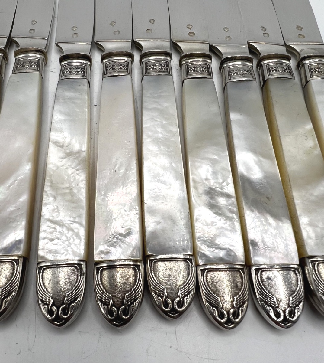 12 couteaux à fruits en argent massif manches nacre-photo-1