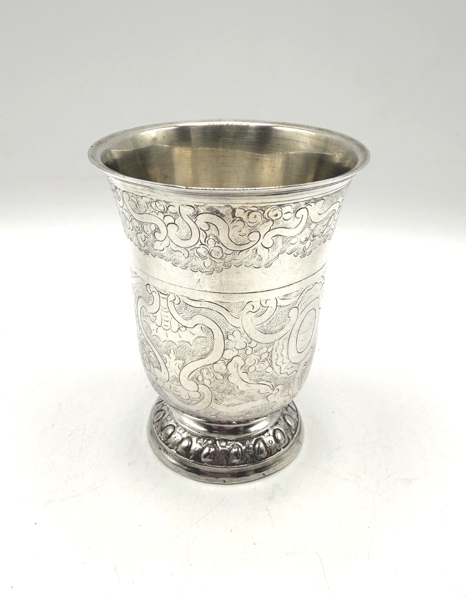 Timbale tulipe en argent massif époque 18ème, Dieppe