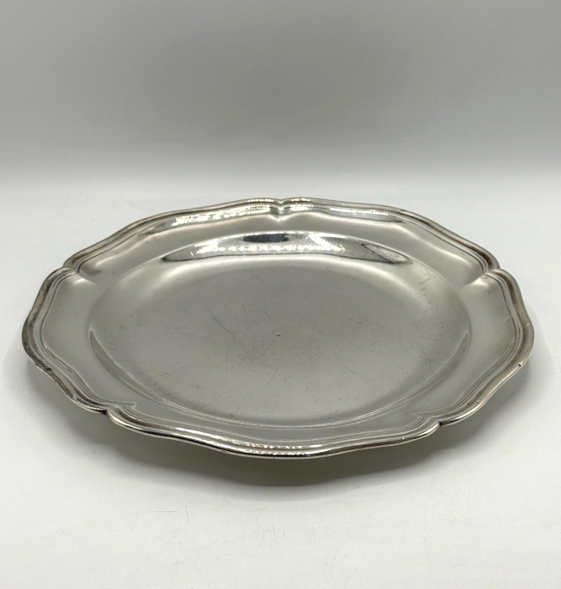 Round Dish In Sterling Silver 18th Century