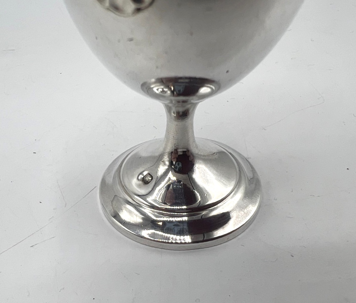 Pedestal Egg Cup In Sterling Silver-photo-4