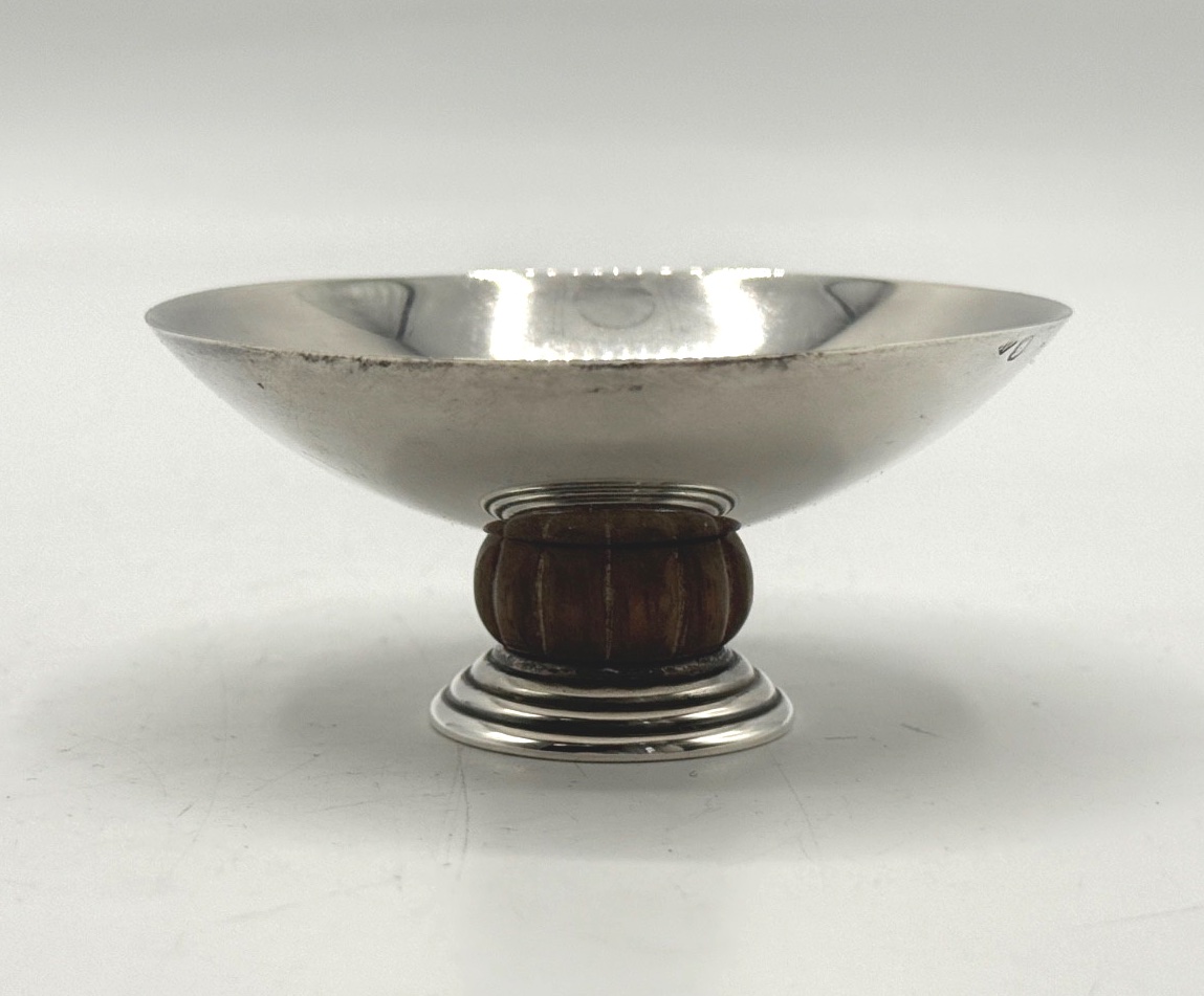 Baguier sur piédouche en argent massif par Jean-Elisée Puiforcat-photo-7