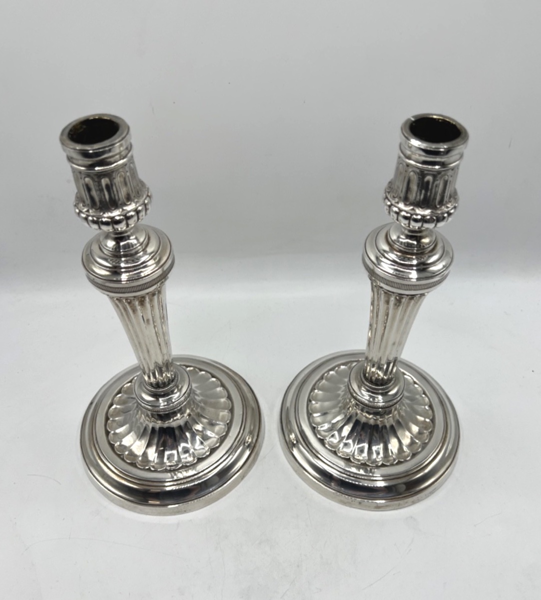 Paire de bougeoirs en argent massif 18ème siècle-photo-4