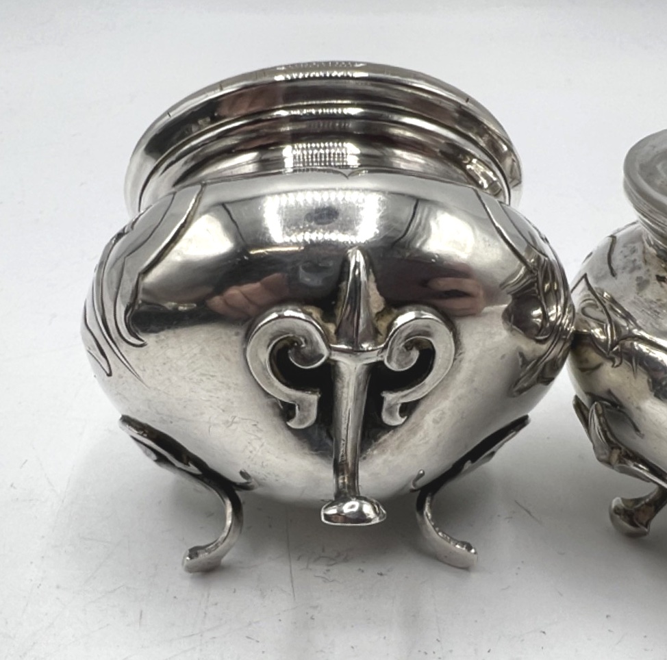 Paire de salerons en argent massif-photo-3