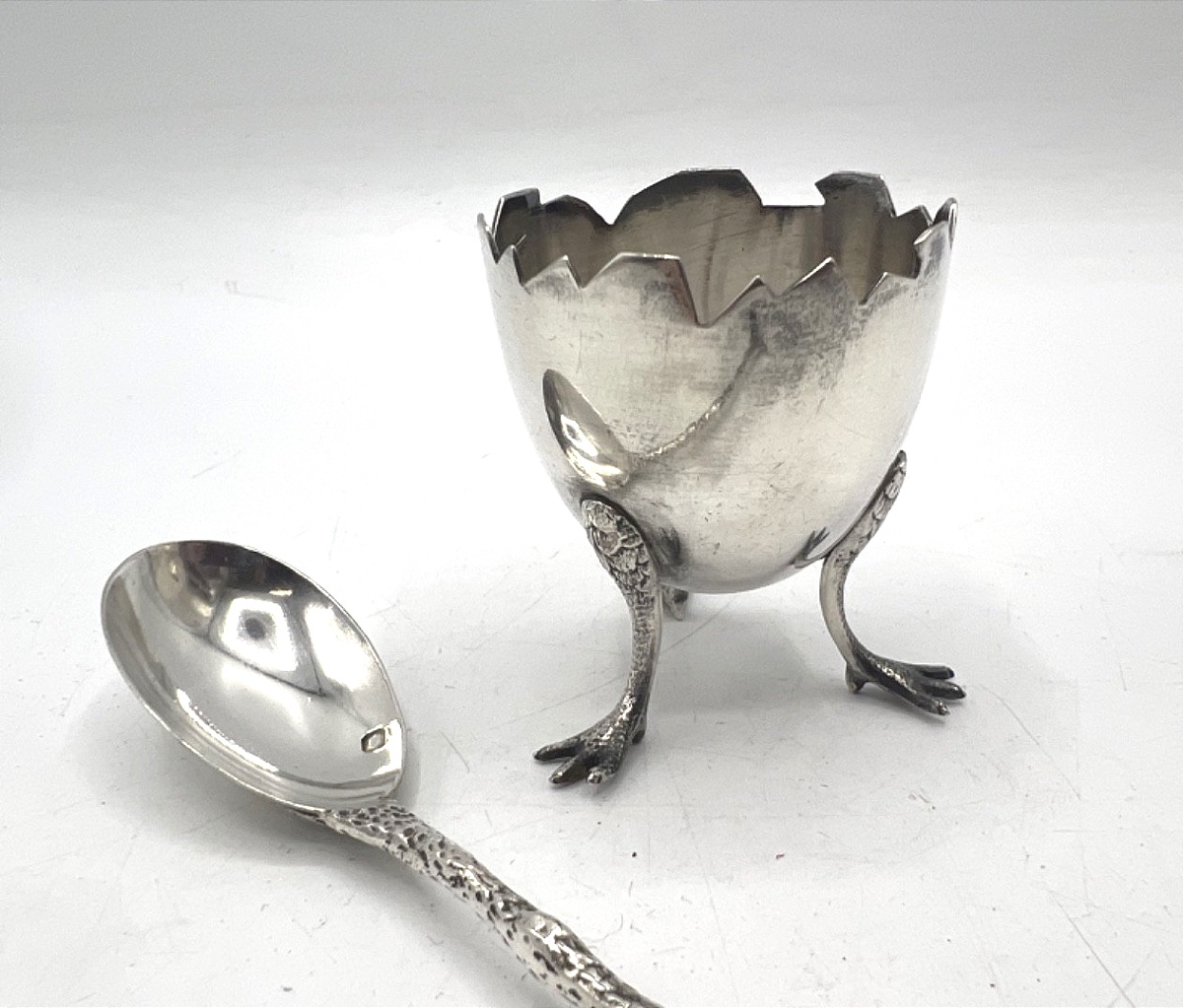 Coquetier et sa cuillère à oeuf en argent massif-photo-1