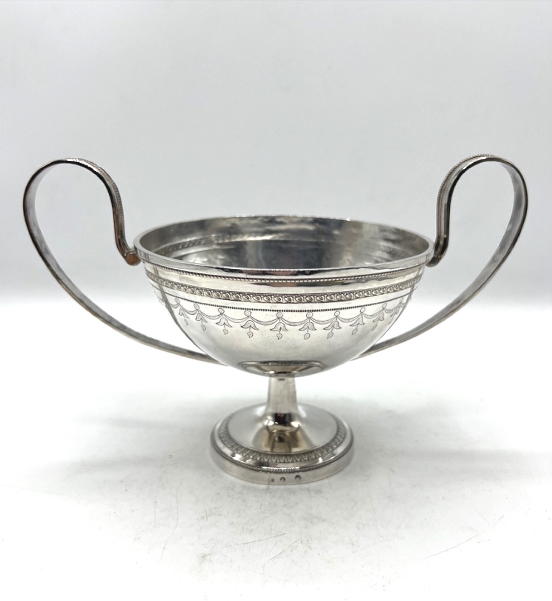 Coupe 2 anses en argent massif poinçon 1er Coq