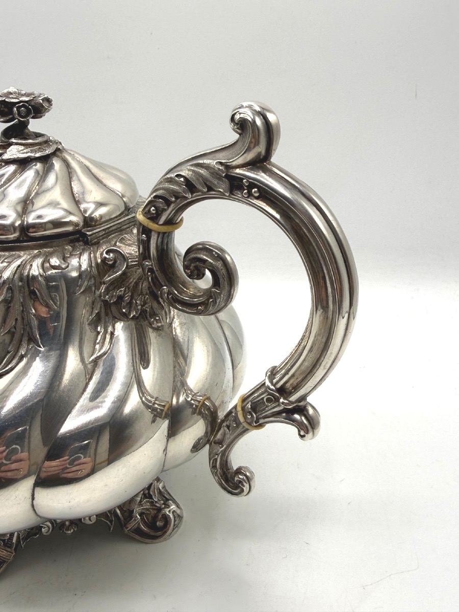 Teapot In 19th Century Sterling Silver, Naturalistic Design-photo-4