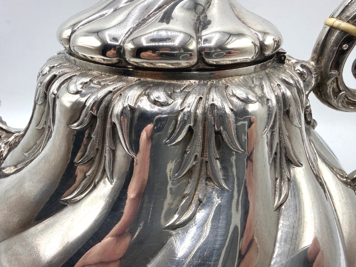 Teapot In 19th Century Sterling Silver, Naturalistic Design-photo-4