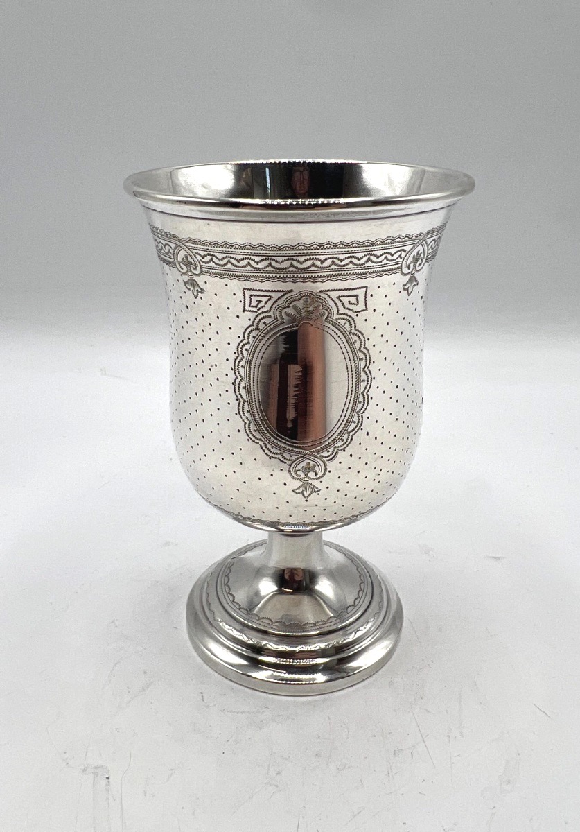 Coupe piédouche ou calice en argent massif