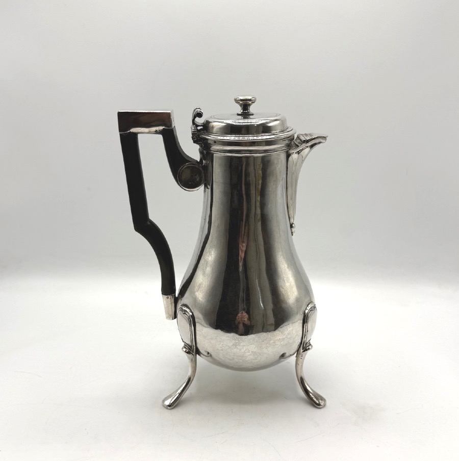 Cafetière tripode 18ème en argent massif-photo-6
