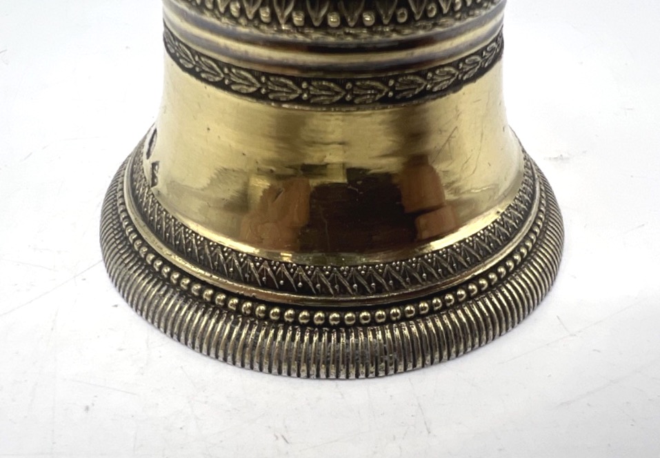 Clochette de table en argent massif et vermeil, époque 19ème-photo-3