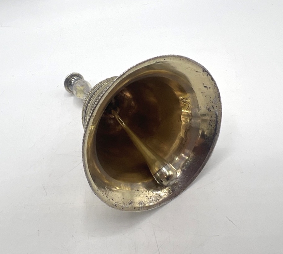 Clochette de table en argent massif et vermeil, époque 19ème-photo-2