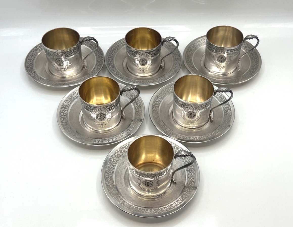 Suite de 6 tasses à café en argent massif et vermeil par Boivin-photo-7