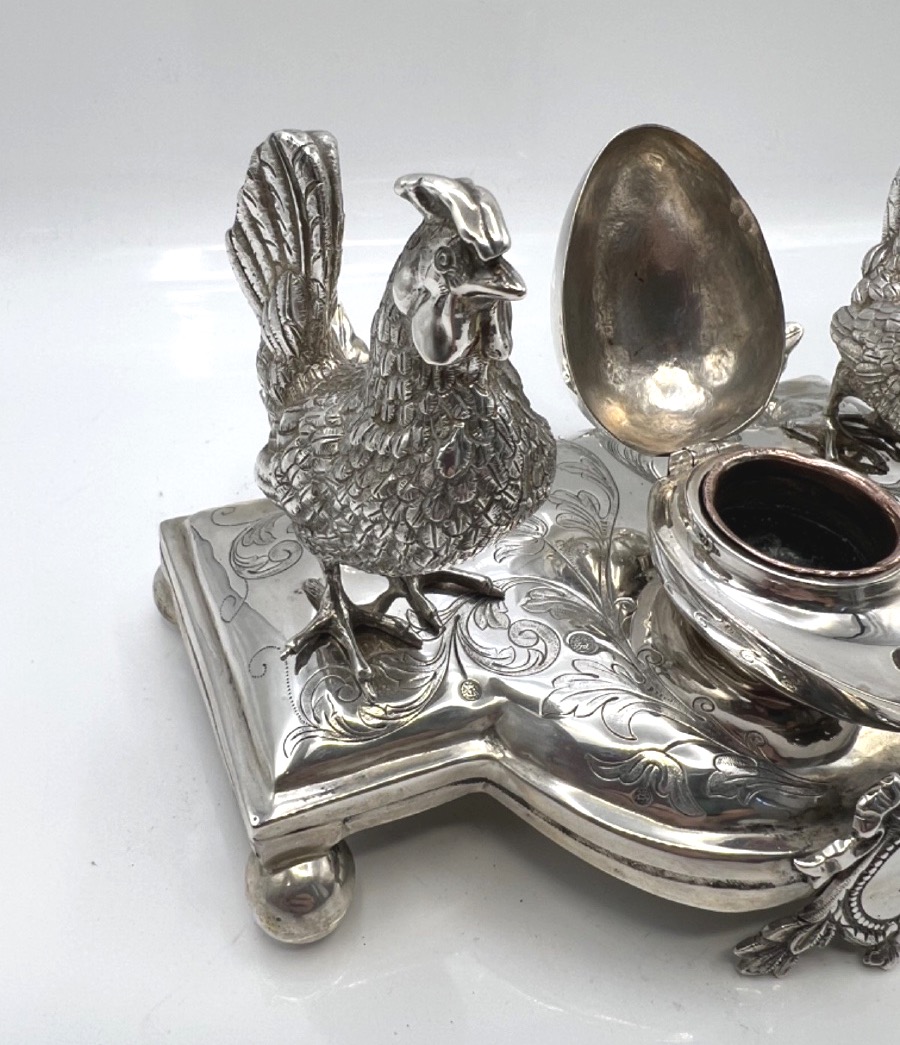 Encrier de bureau en Argent Massif à décor de coq, poule et oeuf-photo-4