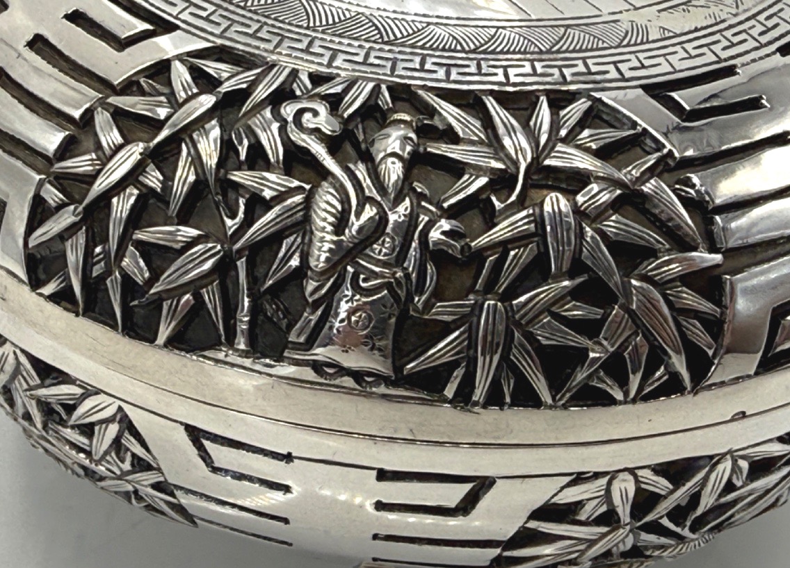 Boite en argent massif origine Asie-photo-1