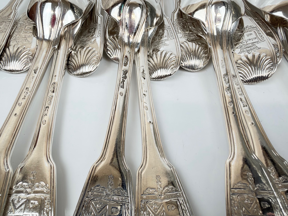 A Set Of 18 Pieces Of Solid Silver Tableware From The 18th Century-photo-3