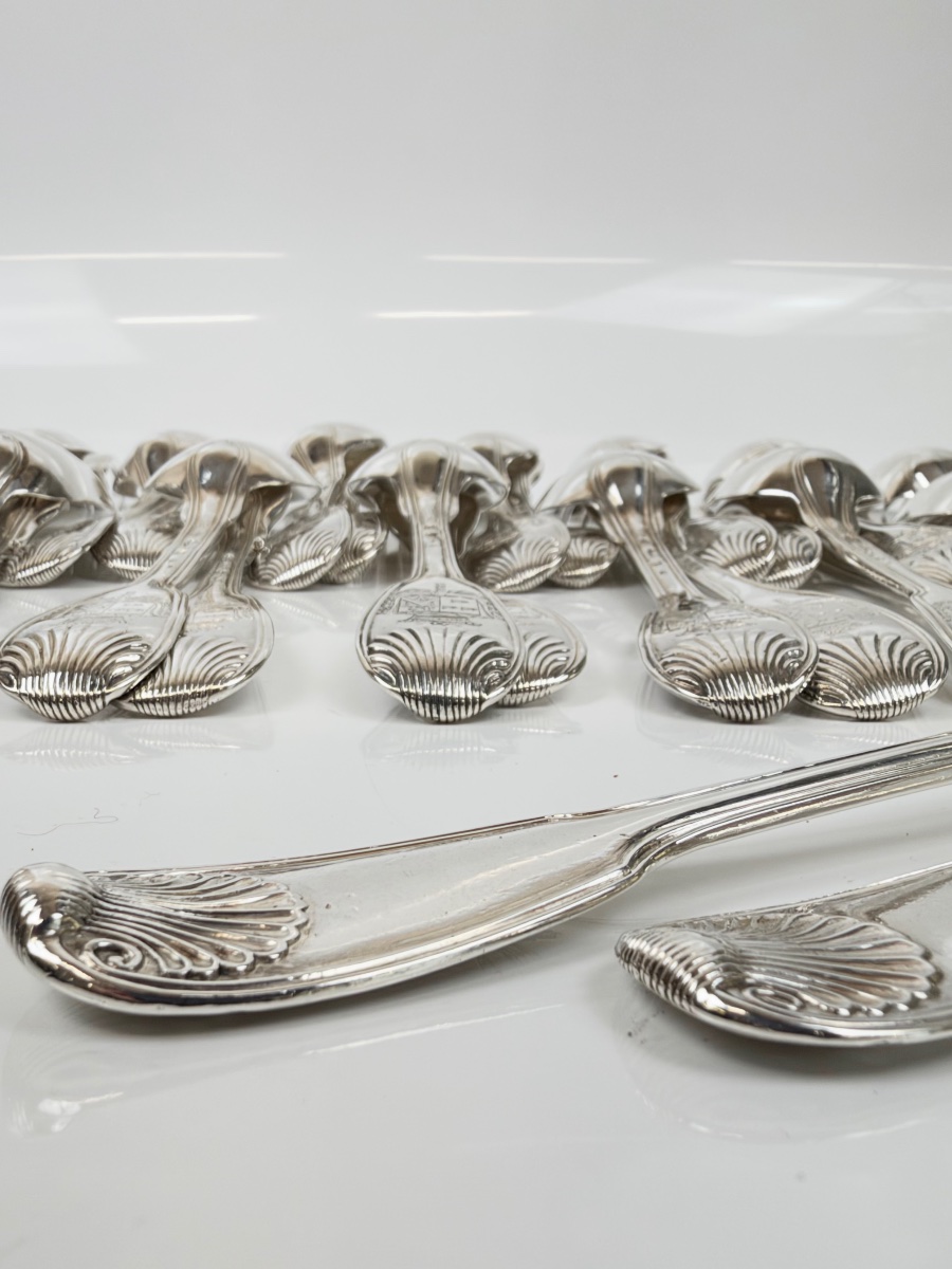 A Set Of 18 Pieces Of Solid Silver Tableware From The 18th Century-photo-4