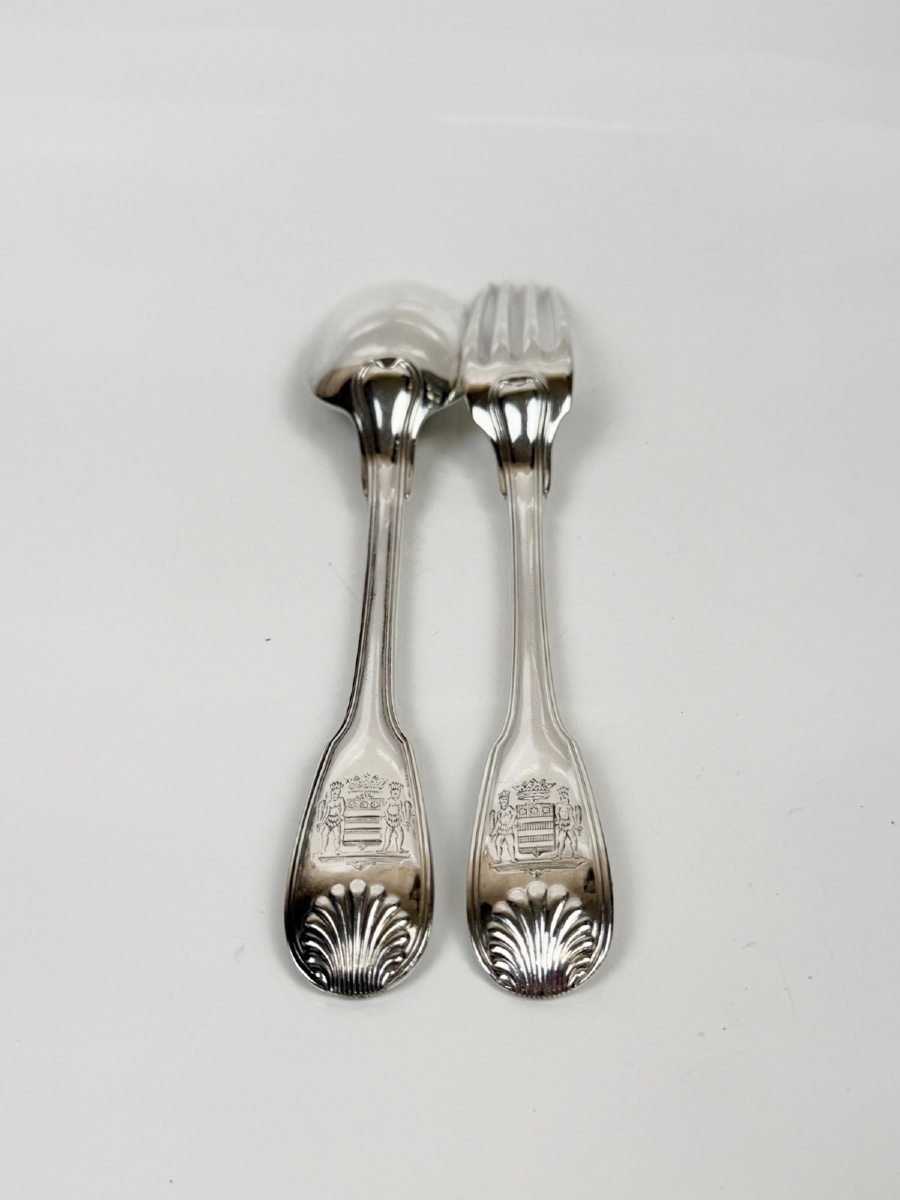 Set Of 12 Solid Silver Dessert Cutlery Pieces, Featuring A Coat Of Arms And A Seashell-photo-2