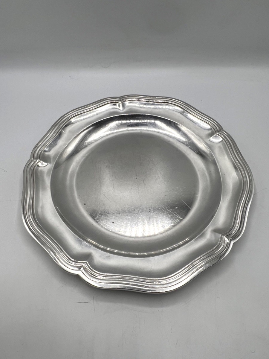 Plat rond 18ème en argent massif