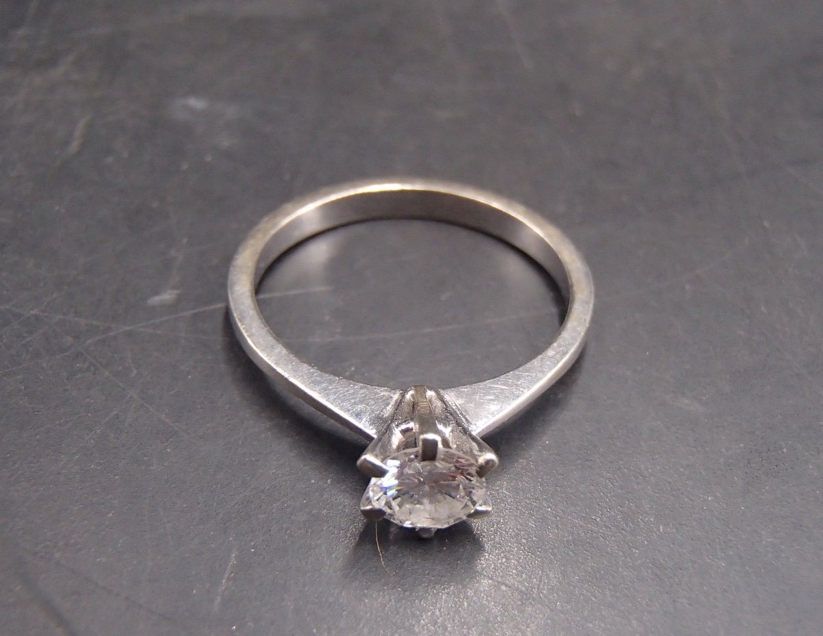 Bague Solitaire En Or Gris Et Diamant-photo-5