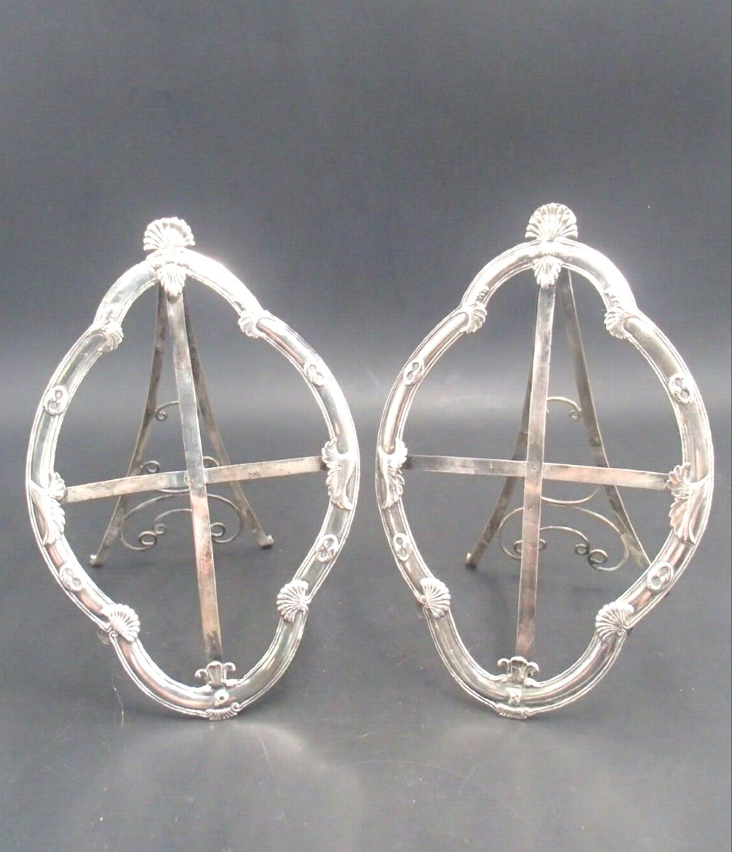 Pair Of Photo Frames In Sterling Silver, Shell Model, Easels