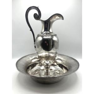 Aiguière Et Son Bassin En Argent Massif Poinçon Vieillard Par Samson