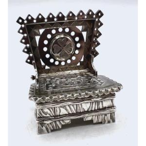 Saleron fauteuil en argent massif et vermeil, 19ème siècle, Russie