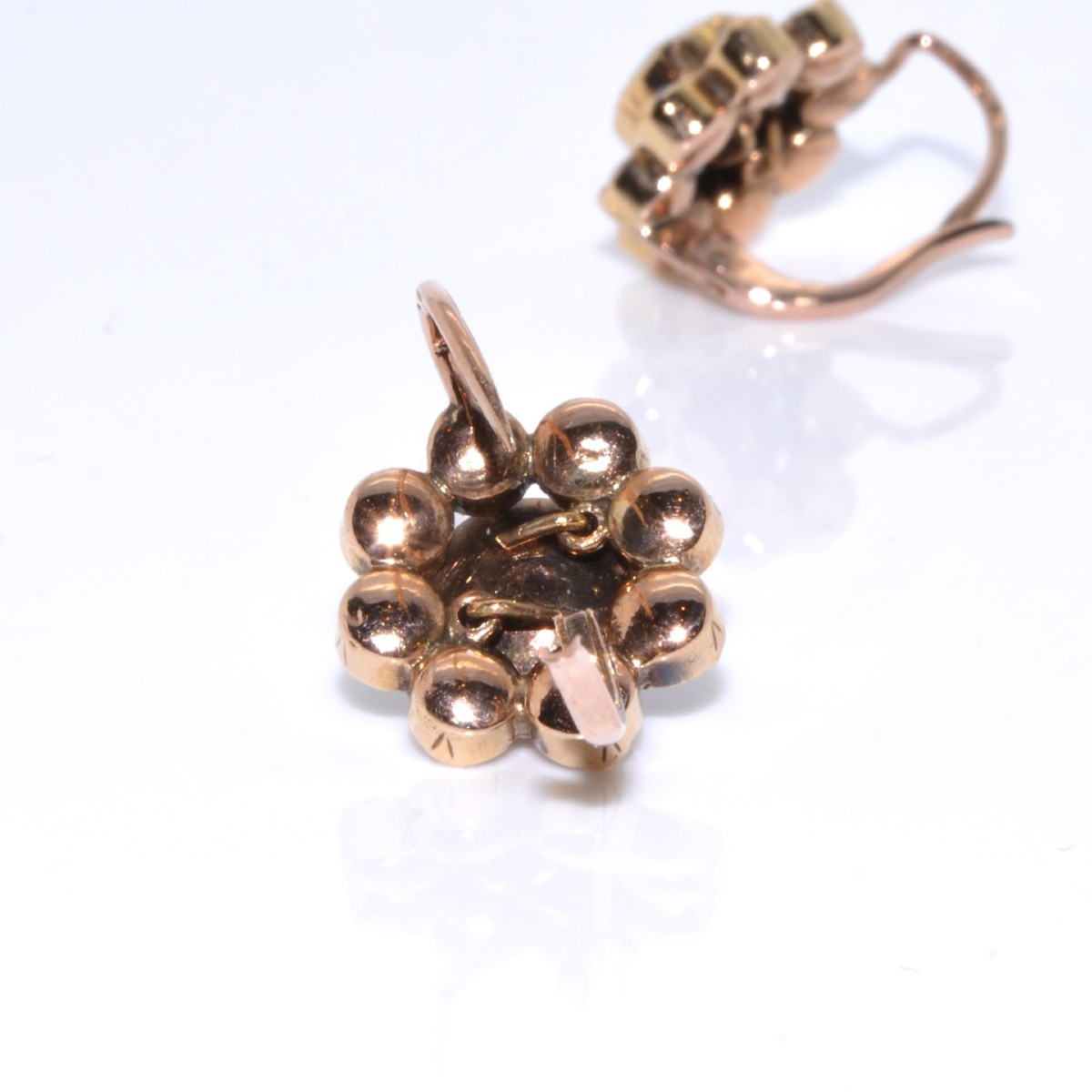 Garnet Dormeuses Daisy Earrings-photo-1