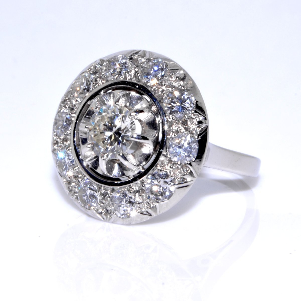 Bague Art Déco entourage diamants-photo-4