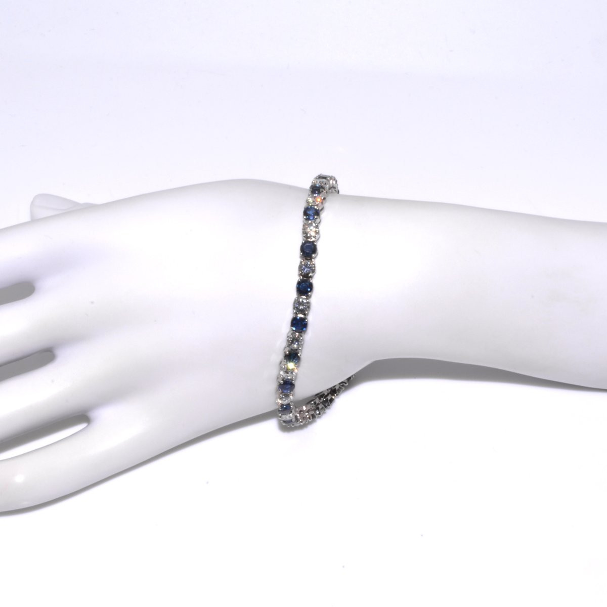 Sapphire And Diamond Bracelet-photo-1