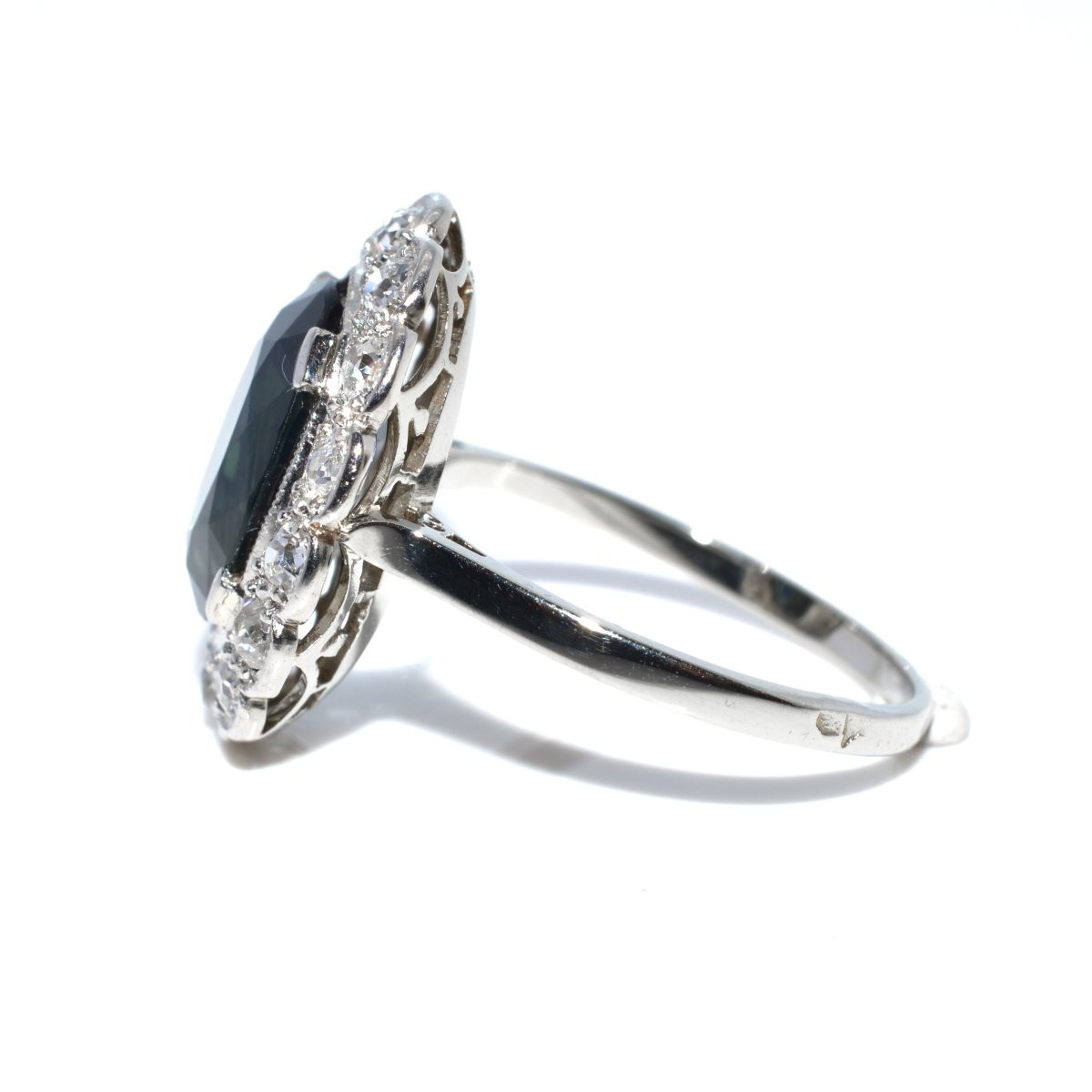 Bague Art Déco en saphir et entourage diamants-photo-3