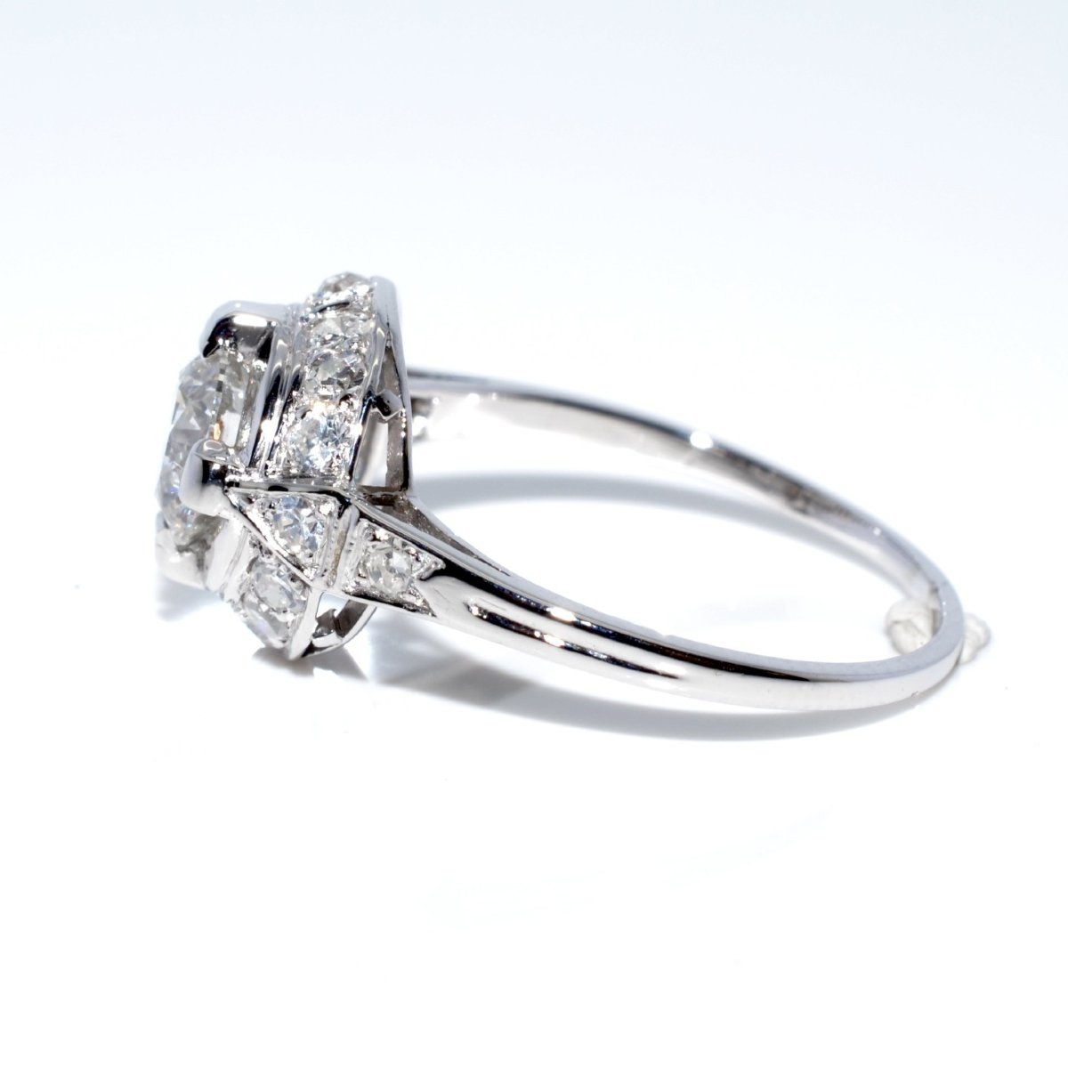 Bague Art Déco entourage diamants-photo-3
