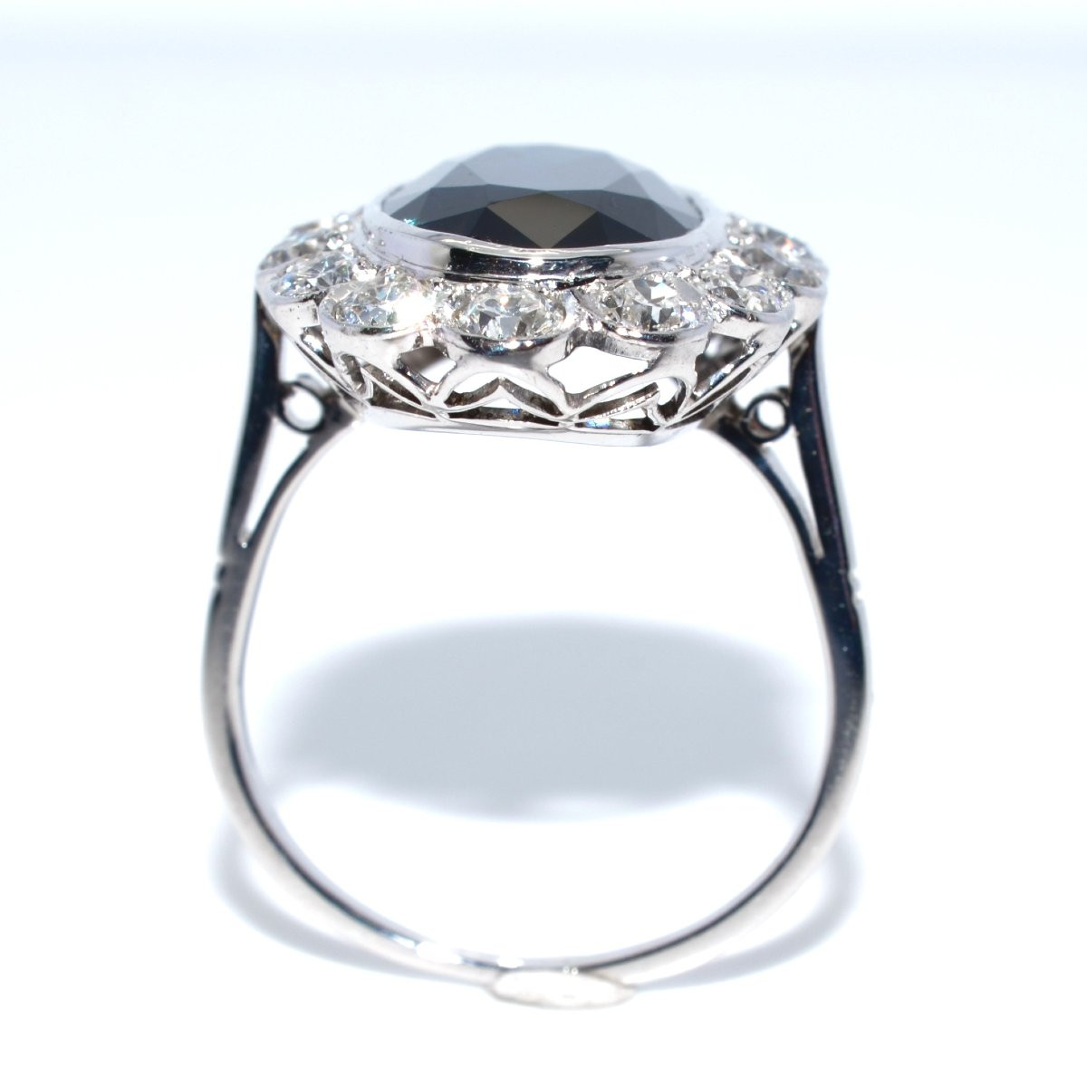 Bague Art Déco en saphir et entourage diamants-photo-2