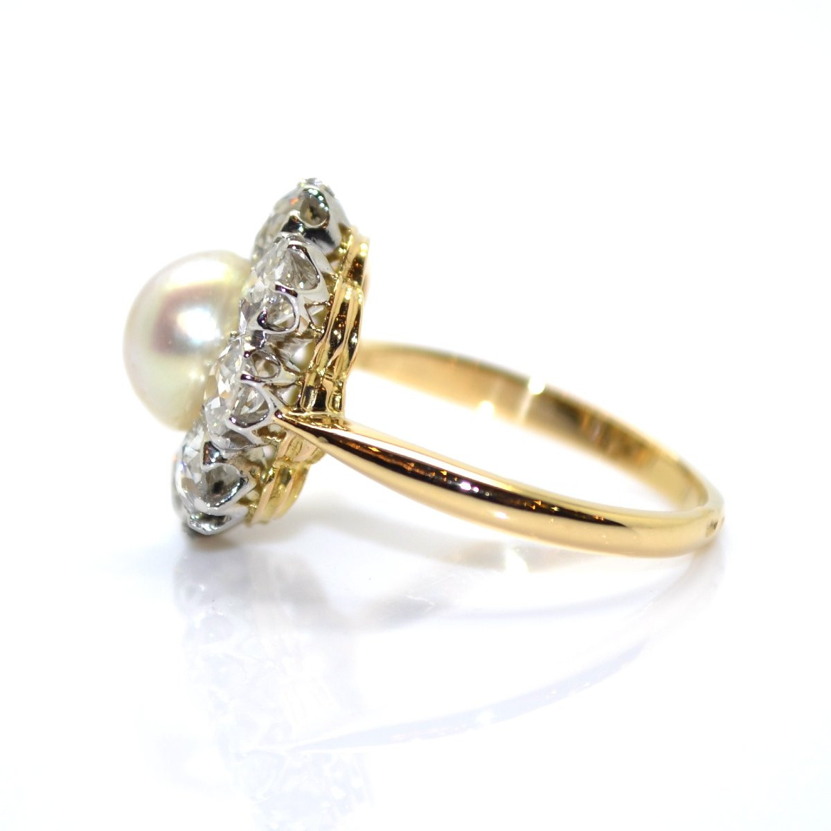 Pompadour Diamond And Natural Pearl Ring-photo-3