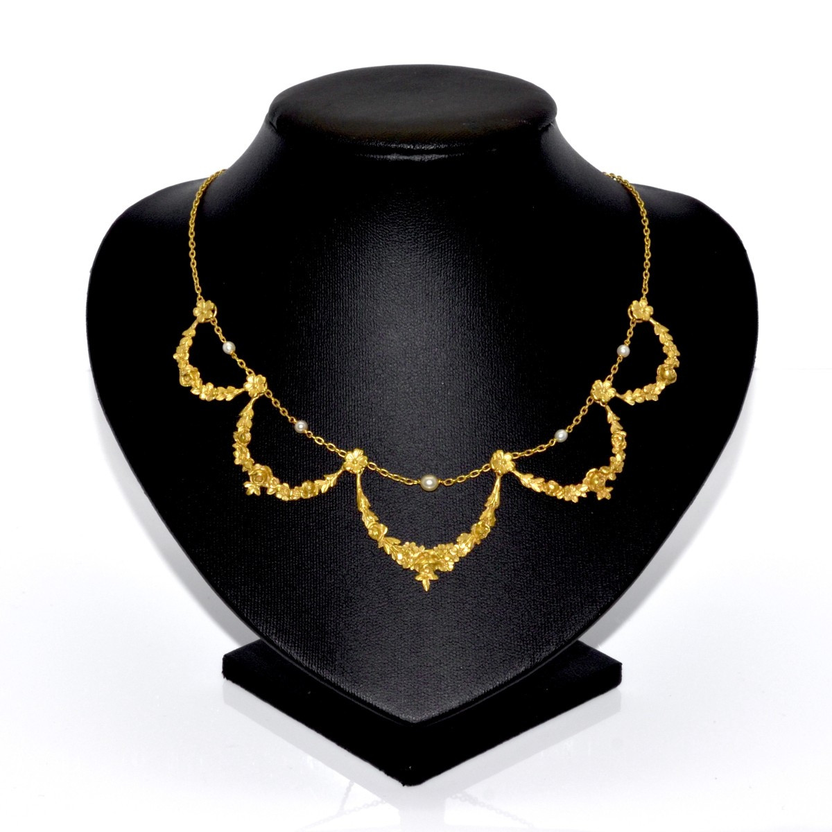 Collier draperie ancien