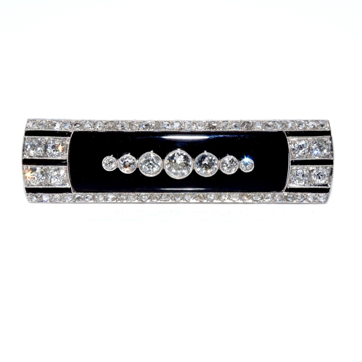 Broche Art Deco onyx et diamants