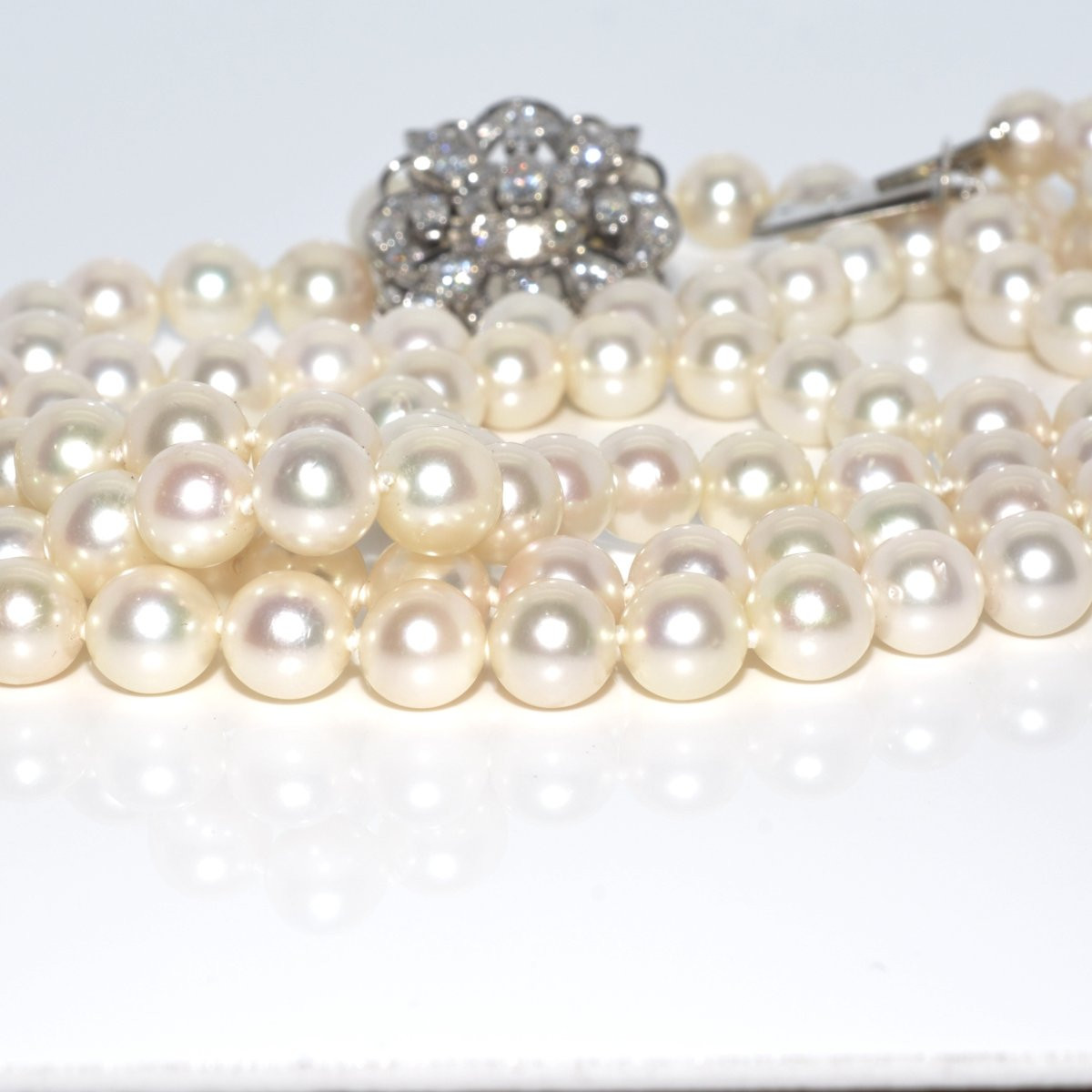Double Strand Pearl And Diamond Necklace-photo-1