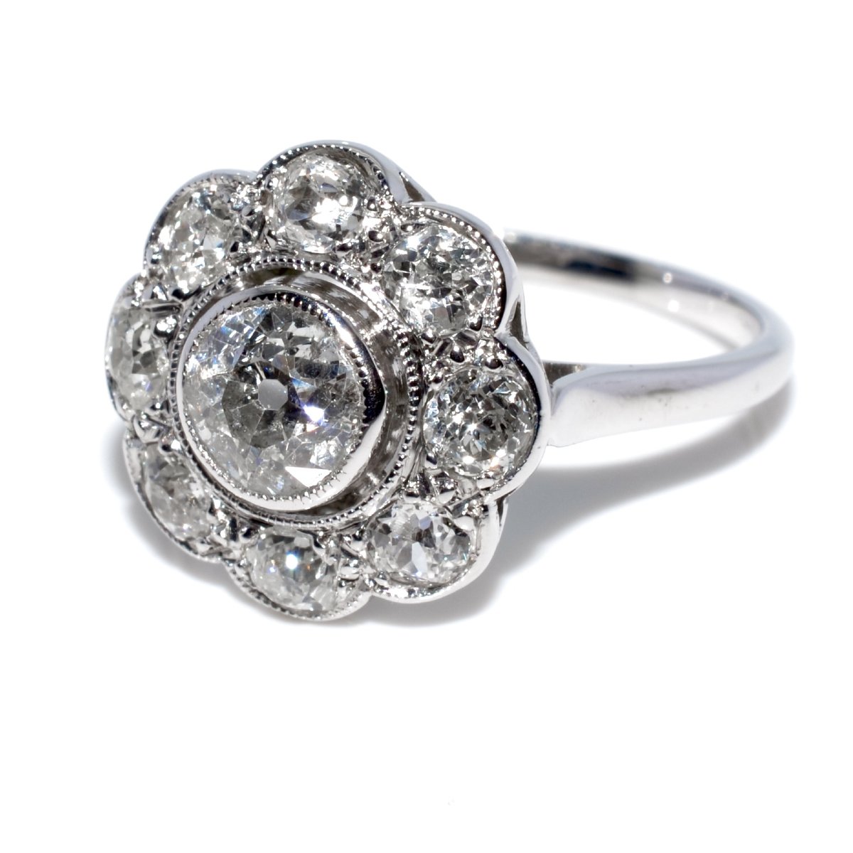 Bague Art Déco entourage diamants-photo-4