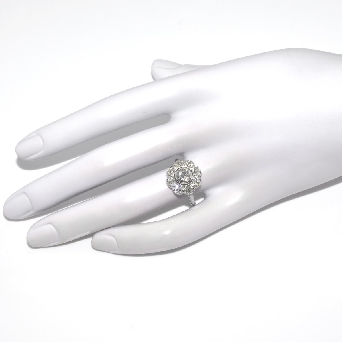 Bague Art Déco entourage diamants-photo-2