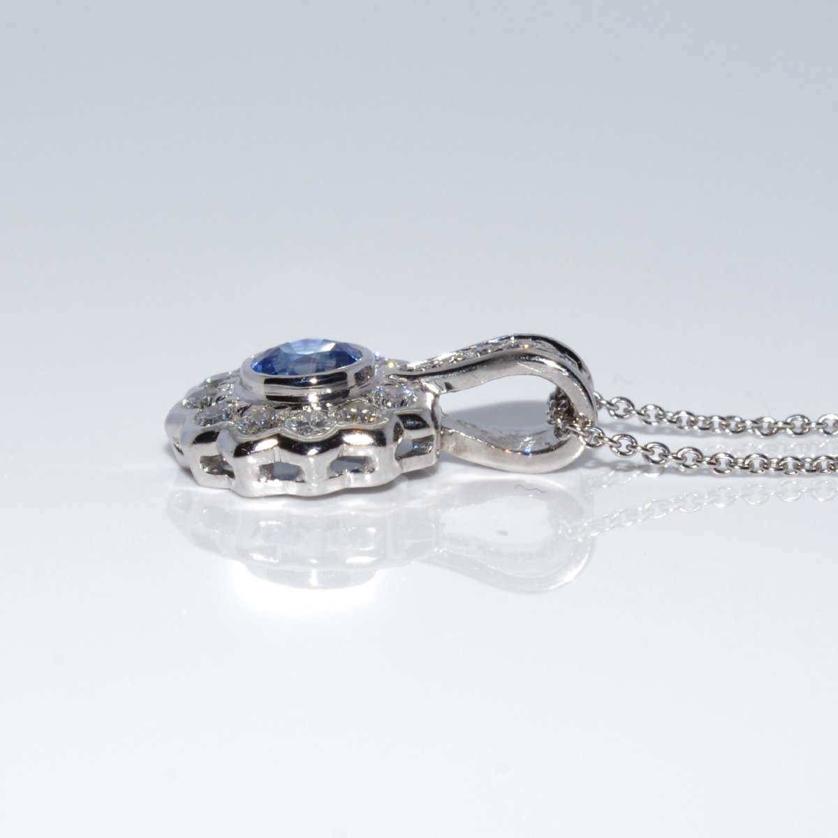 Sapphire And Diamond Daisy Pendant-photo-4