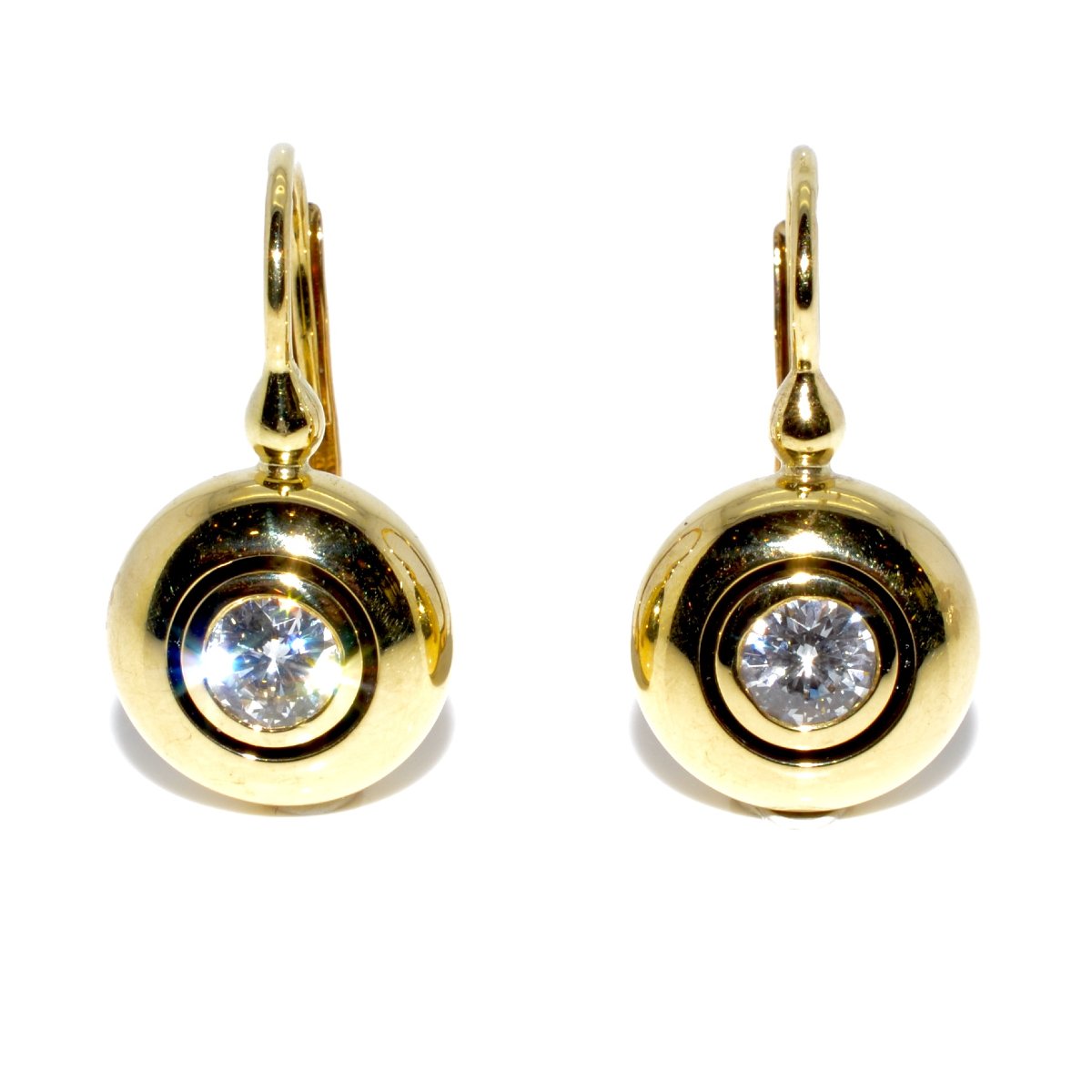 Boucles d'oreilles dormeuses diamants