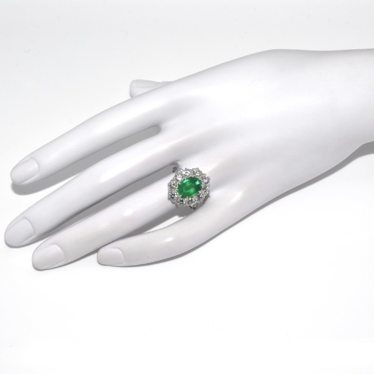 Emerald Pompadour Ring-photo-1