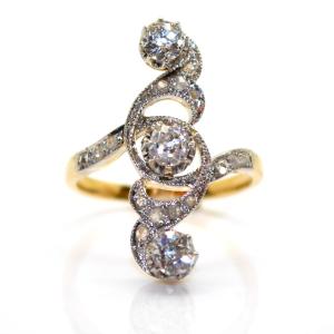 Art-nouveau Trilogy Diamond Ring