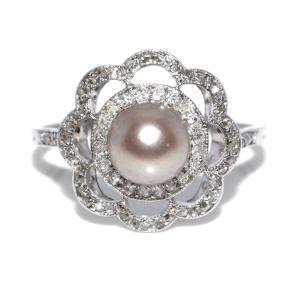 Bague fleur perle fine et diamants